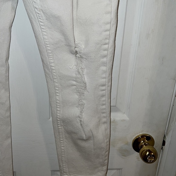 HT Denim White Distressed Mom Jeans 1 - Picture 7 of 9
